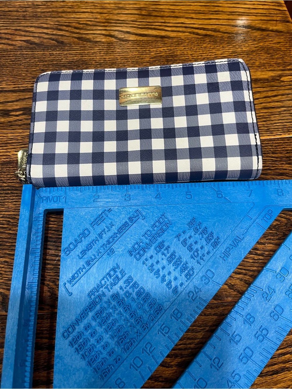 Liz Claiborne Navy & White Gingham Zip-Around Wallet - Picture 5 of 5